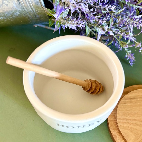 Hearth and Hand with Magnolia White Stoneware Honey Jar with Wooden Lid & Dipper - Picture 3 of 4